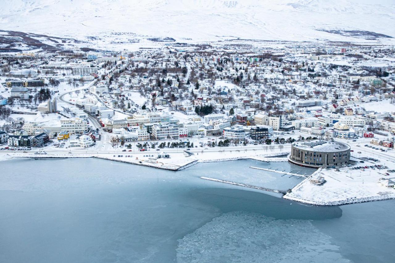 Saga * Akureyri